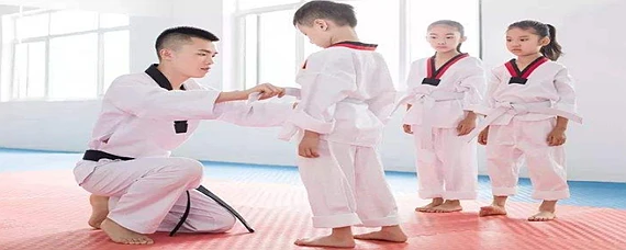如何通过模拟比赛提高篮球进攻实战能力?_0